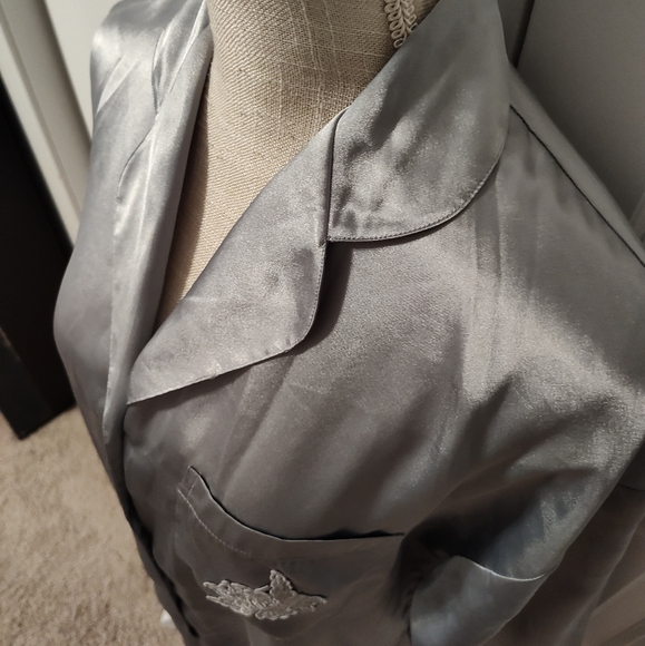 🩶 Vintage 1997 Victoria's Secret Ladie's Satin Button Front Long Sleeve Gown XS - Picture 8 of 16